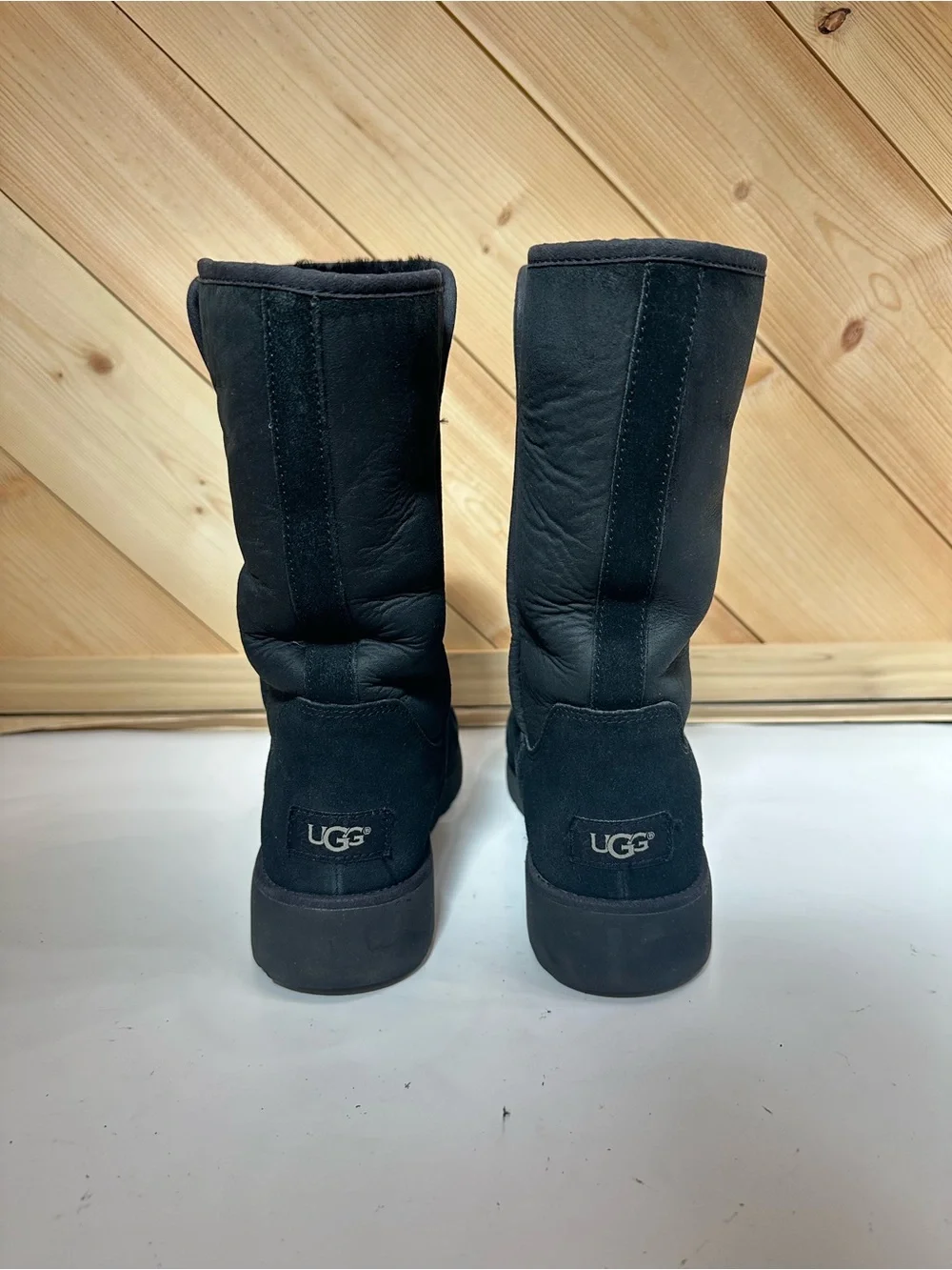 UGG Amie Black Suede Shearling Mid-Calf Pull-On Boots Women 9 M 1013428